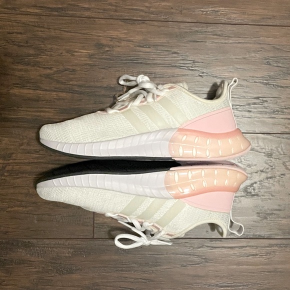 NWT Adidas women’s sneakers white pink *out of stock! - Picture 8 of 10
